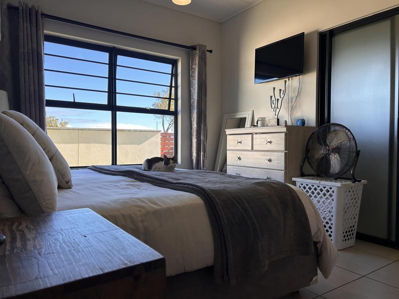 To Let 3 Bedroom Property for Rent in Sandown Western Cape